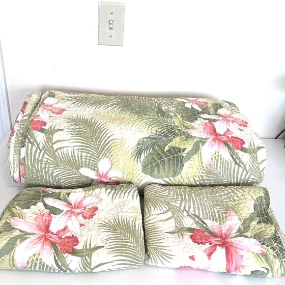 Tommy Bahama Tropical Orchid Palm Quilt & Shams Queen Size Set Green Cotton - Picture 1 of 13